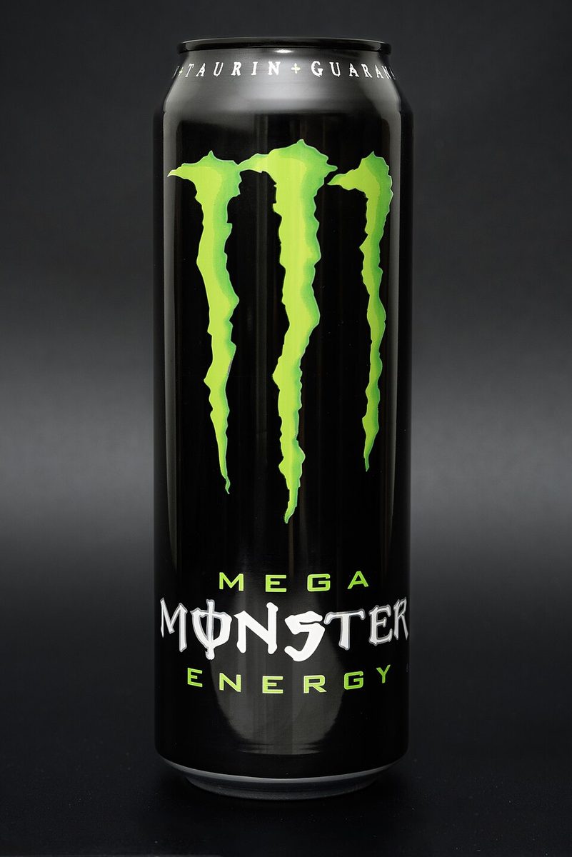 Банка Monster Energy