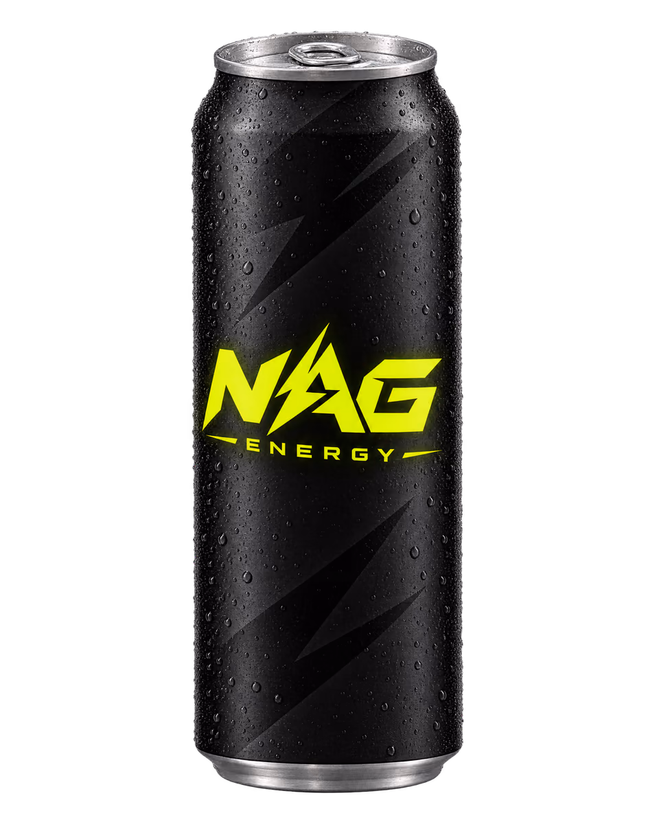 Банка NAG Energy Лаймовый Сбой среди лайма, льда и брызг